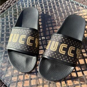 Gucci womens slides size 38